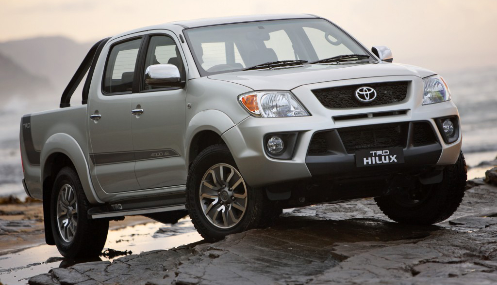 wheels and tyres for toyota hilux #4