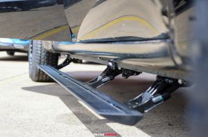 Nomad Power Side Steps - Chevrolet Silverado 1500 20on