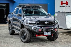 Hamer King Series Bull Bar - Toyota Hilux 20-23