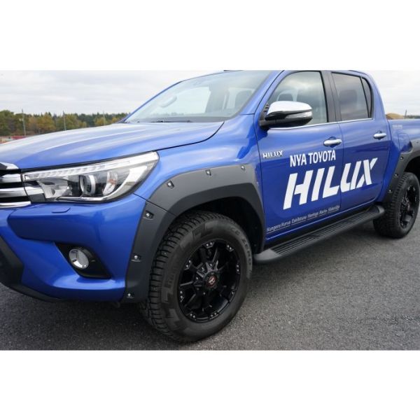 Hilux shop front flares