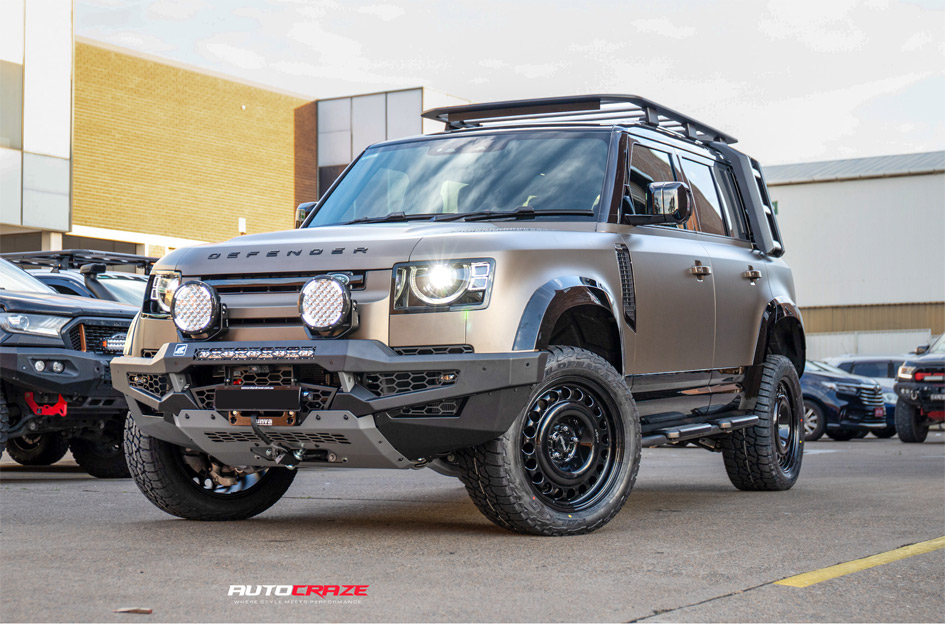 Land Rover Defender with Autocraze