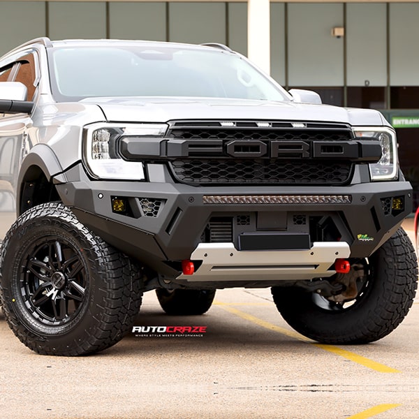 Ford-Everest-Next-Gen-Bull-Bar-min