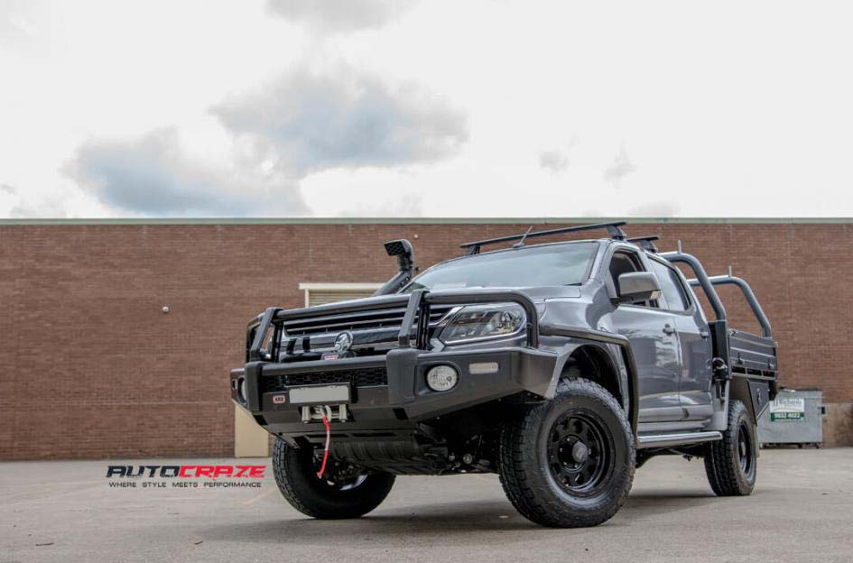 Holden-Colorado-KMC-Enduro-XD-Matte-Black-alloy-Wheels-Nitto-Terra-Grappler-Tyres-front-wide-angle-Shot-Janurary-2018_2