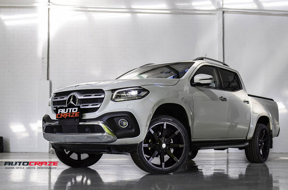 Mercedes-X-Class-KMC-Slide-Wheels-Continental-Tyres-Lift-Kit-Front-Close-Shot-May-2018