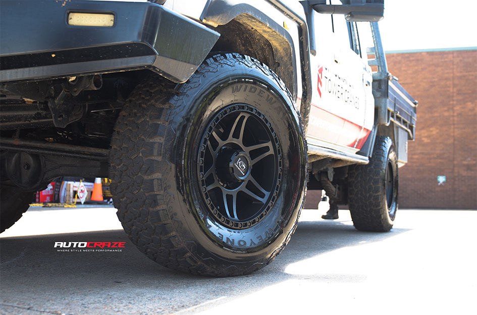 Toyota 79 Series Landcruiser King Kong front wheels gallery view
