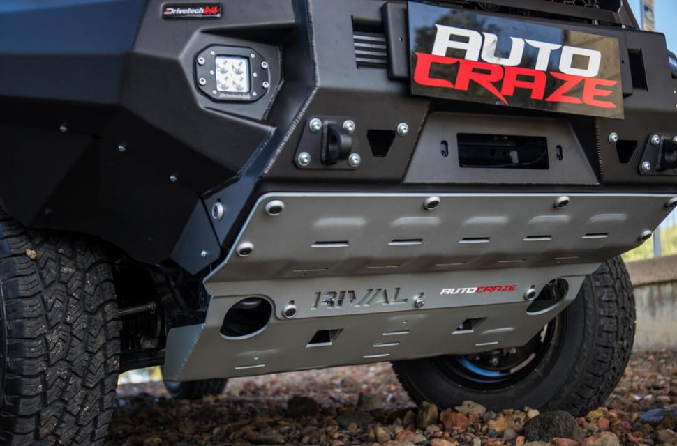 Toyota-Hilux-Diesel-Avalanche-Wheels-Lift-Kit-Rival-Bar-Front-Accessories-Close-Up-Shot-Gallery-March-2018-970x640