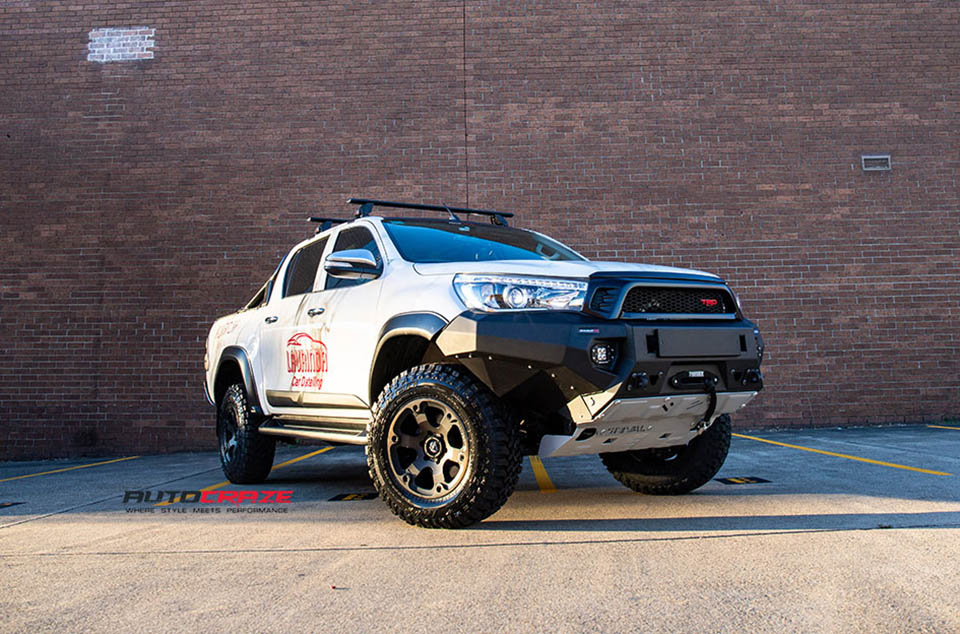 Toyota-Hilux-Fuel-Beast-Wheels-Falken-Tyres-Front-Close-Shot-May-2018