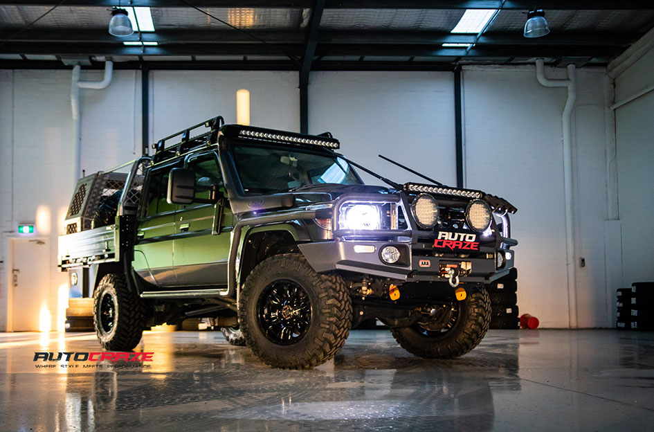 Toyota-Landcruiser-Fuel-Sledge-Wheels-Nitto-Tyres-Front-Close-Shot-May-2018