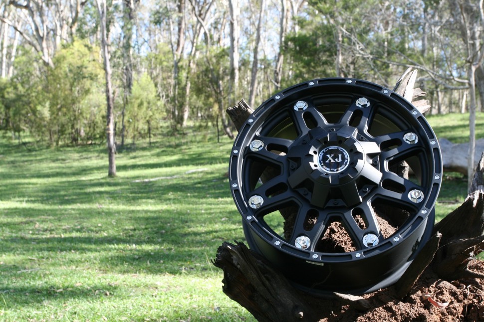 XJ5.3-970x646