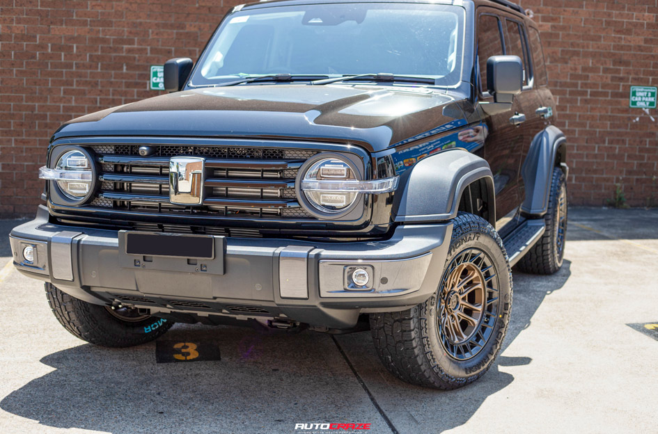 GWM TANK 300 FUEL CELSIUS MATTE BRONZE MATTE BLACK LIP