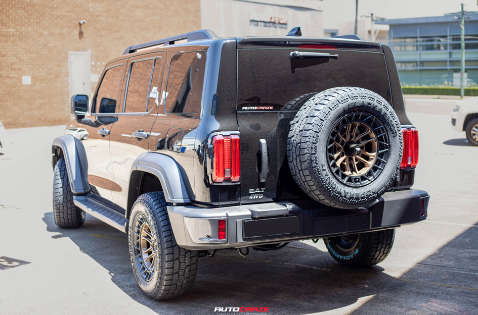 GWM TANK 300 FUEL CELSIUS MATTE BRONZE MATTE BLACK LIP