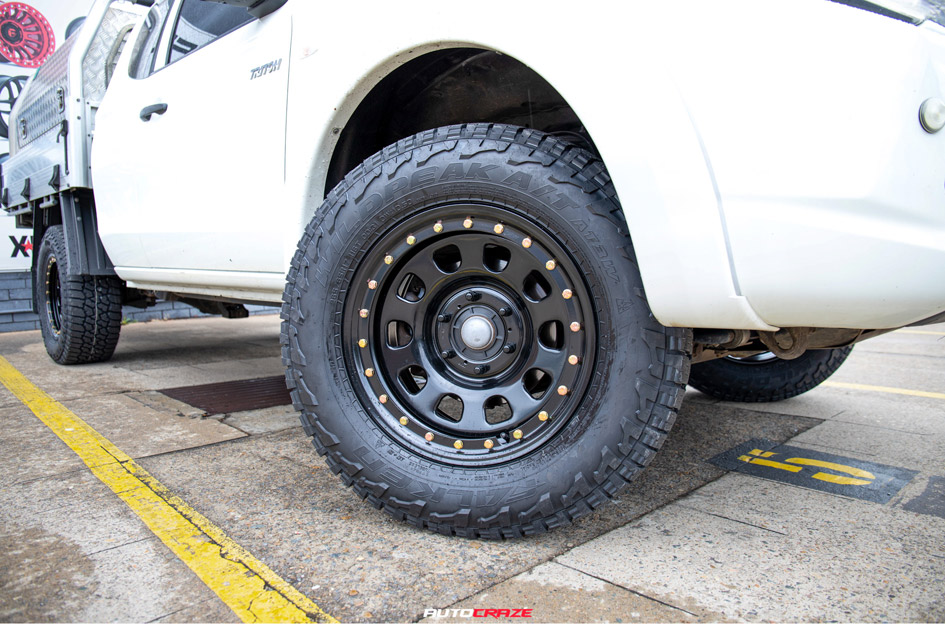 MITSUBISHI TRITON KING D-LOCKER SATIN BLACK