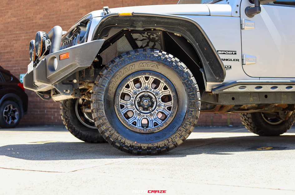 JEEP WRANGLER FUEL TRACTION GUNMETAL BLACK RING