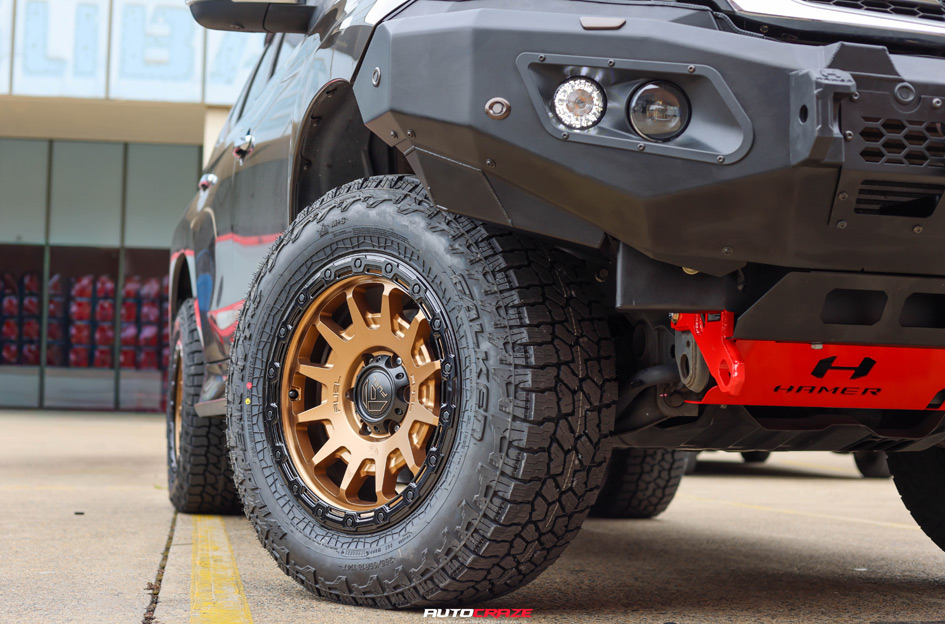 MITSUBISHI PAJERO SPORT FUEL FORTRESS MATTE BRONZE W/ GLOSS BLACK LIP