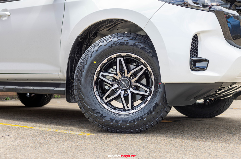 MAZDA BT-50 NOMAD N232 GLOSS BLACK DARK TINT