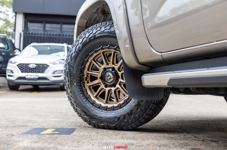 VOLKSWAGEN AMAROK FUEL PISTON MATTE BRONZE W/ GLOSS BLACK LIP