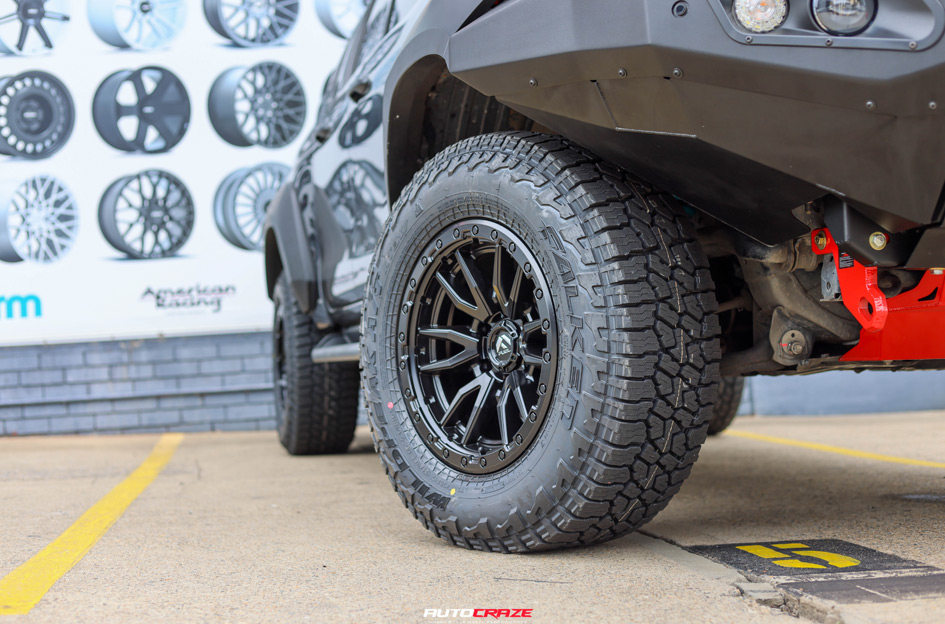 TOYOTA HILUX ROGUE FUEL REBEL 6 MATTE BLACK