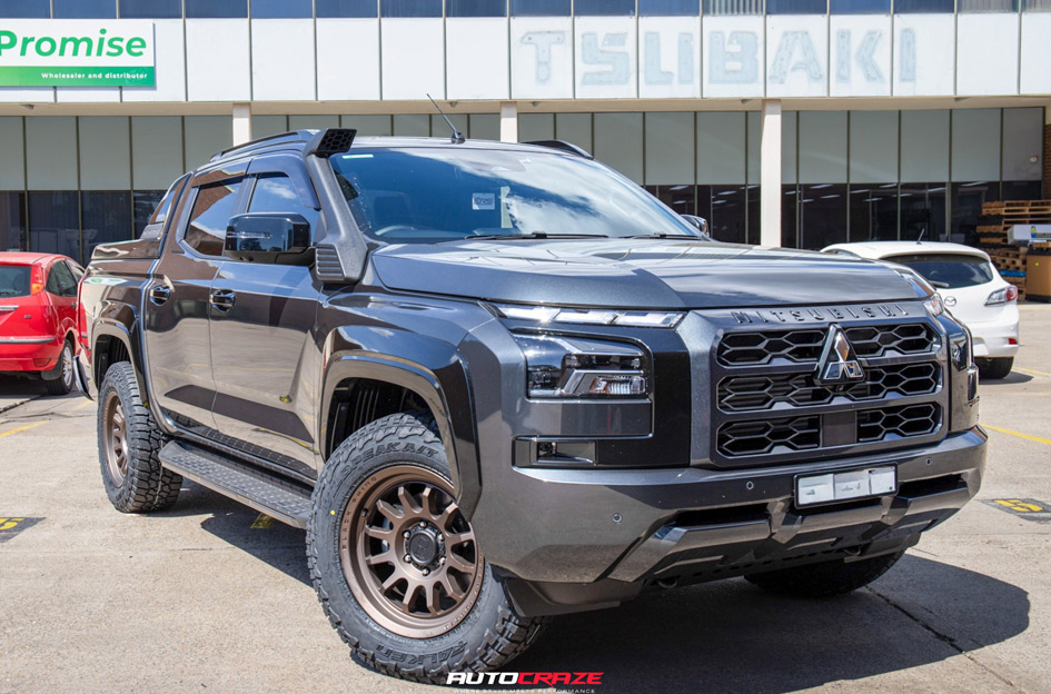 MITSUBISHI TRITON BLACK RHINO RAPID BRONZE