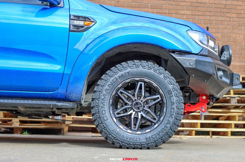 FORD RANGER PX3 NOMAD N232 GLOSS BLACK DARK TINT