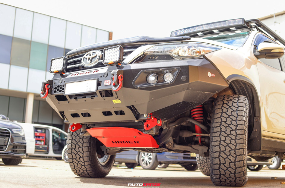 TOYOTA FORTUNER NOMAD N232 SILVER MACHINED FACE