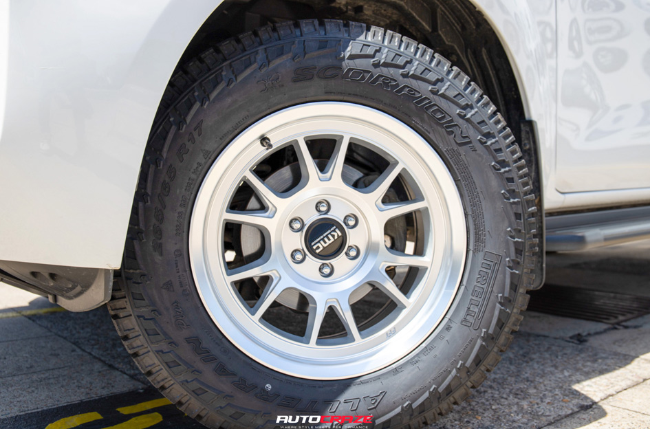 NISSAN NAVARA NP300 KMC RANGE GLOSS SILVER WITH MACHINED FACE