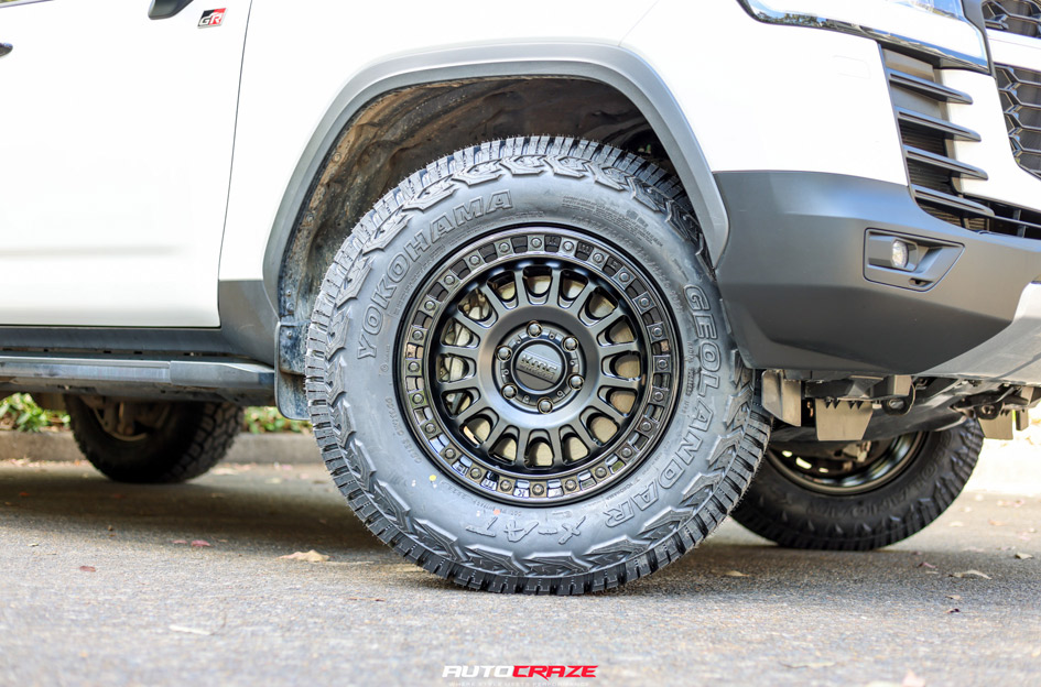 TOYOTA LAND CRUISER 300 SERIES GR SPORT KMC IMS MATTE BLACK W/ GLOSS BLACK LIP