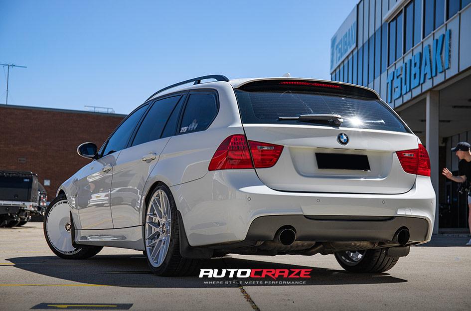 BMW 3 SERIES ESTATE RSE SILVER