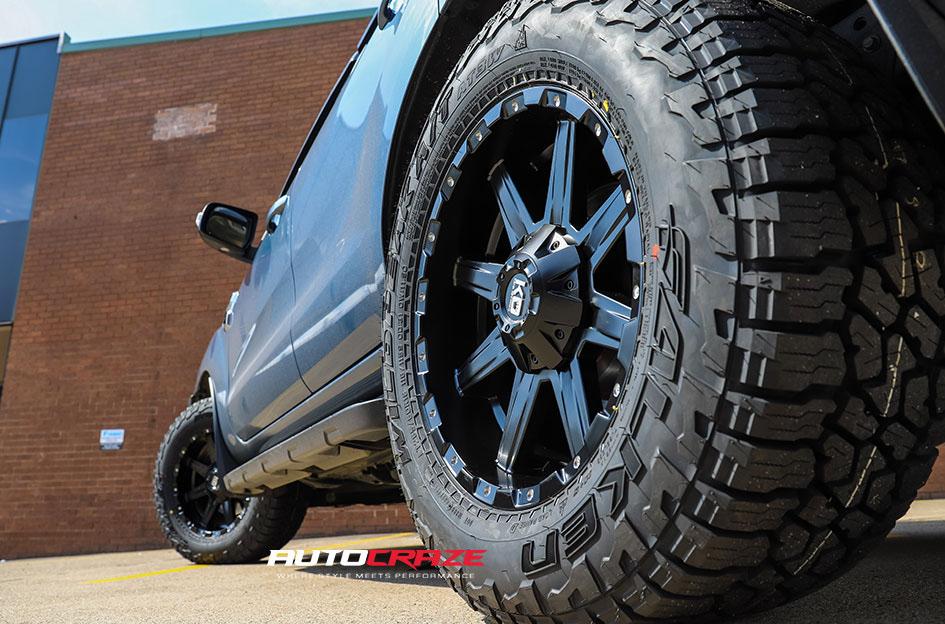 FORD EVEREST BLADE OR MATTE BLACK 