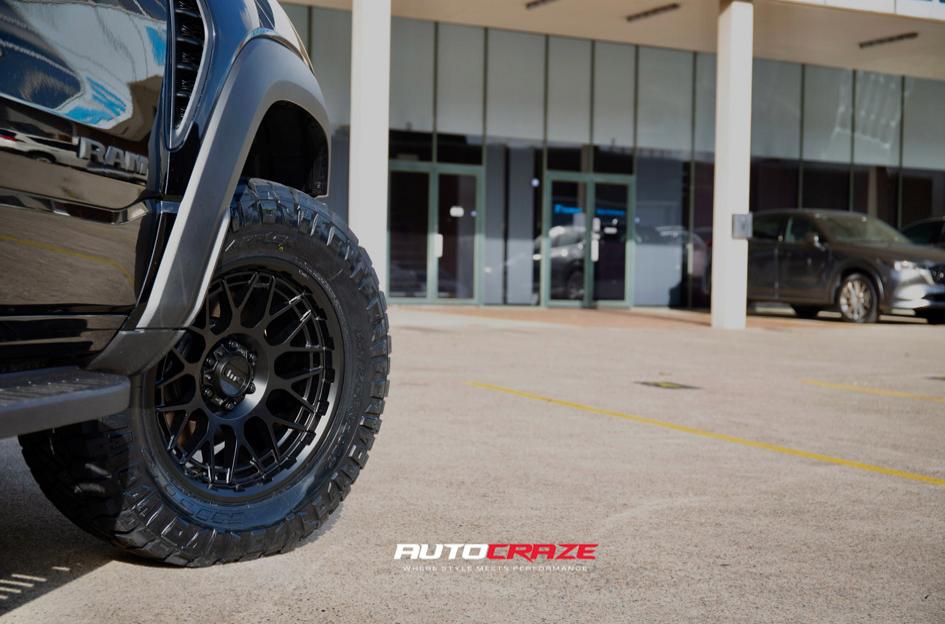 DODGE RAM TECHNIC SATIN BLACK