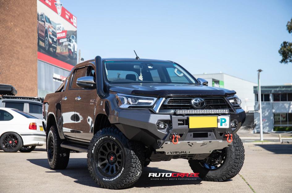 TOYOTA HILUX N80 4WD VICTIM MATTE BLACK