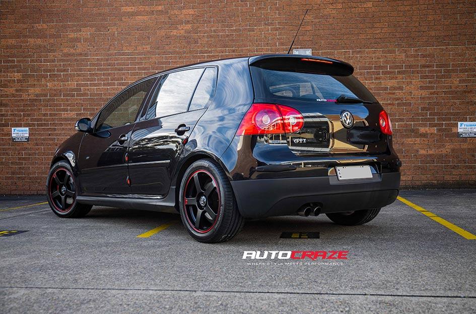 VOLKSWAGEN GOLF MR116 MATTE BLACK RED EDGE