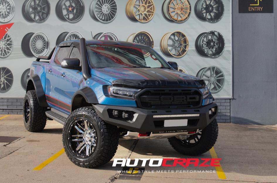 FORD RANGER RAPTOR MO202 CHROME GLOSS BLACK LIP