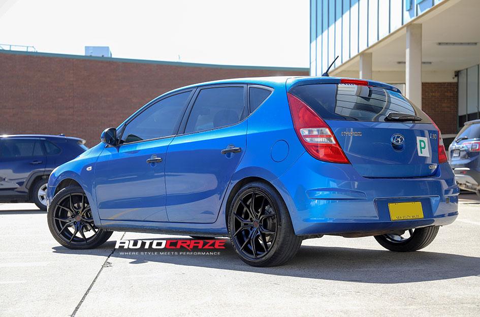 HYUNDAI I30 VENOM MATTE BLACK