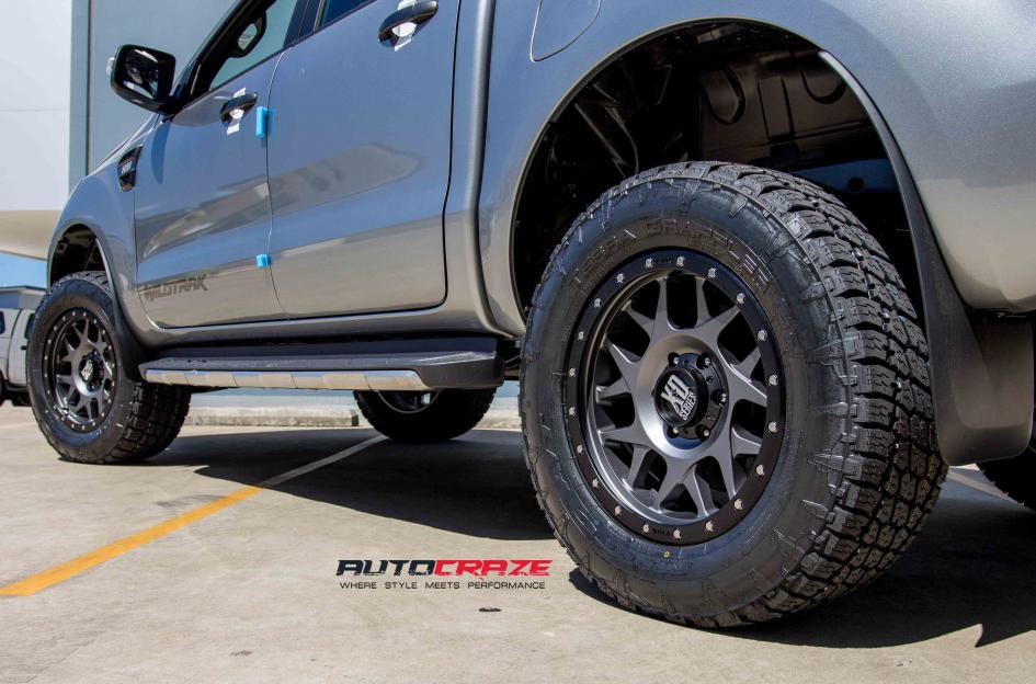 FORD RANGER BULLY XD MATTE GREY BLACK RING