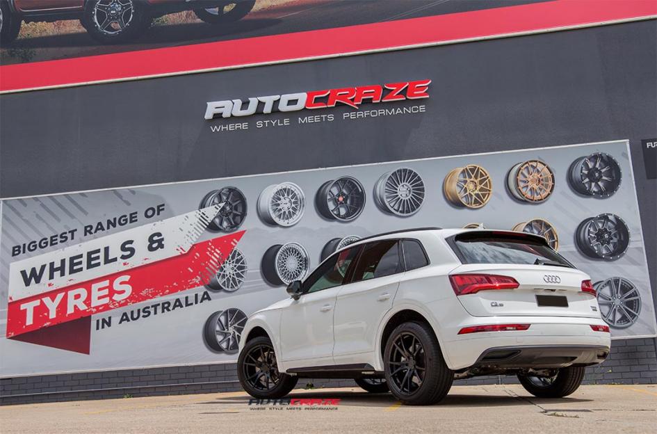 AUDI Q5 SF06 SATIN BLACK