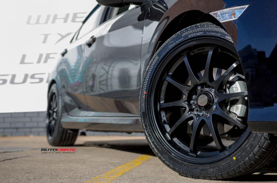 HONDA CIVIC 5 STUD ROTATE MATTE BLACK