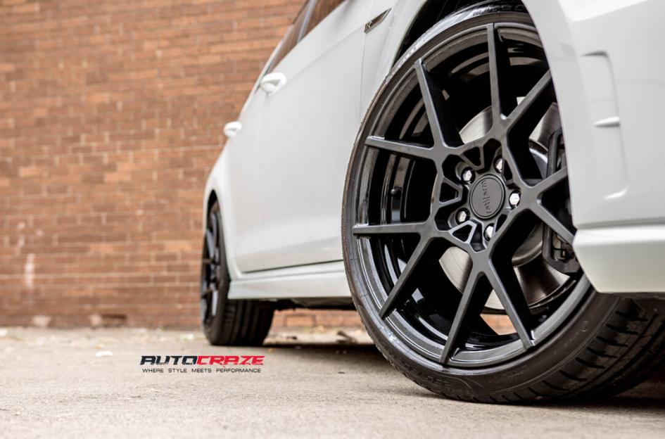 VOLKSWAGEN GOLF KPS MATTE BLACK
