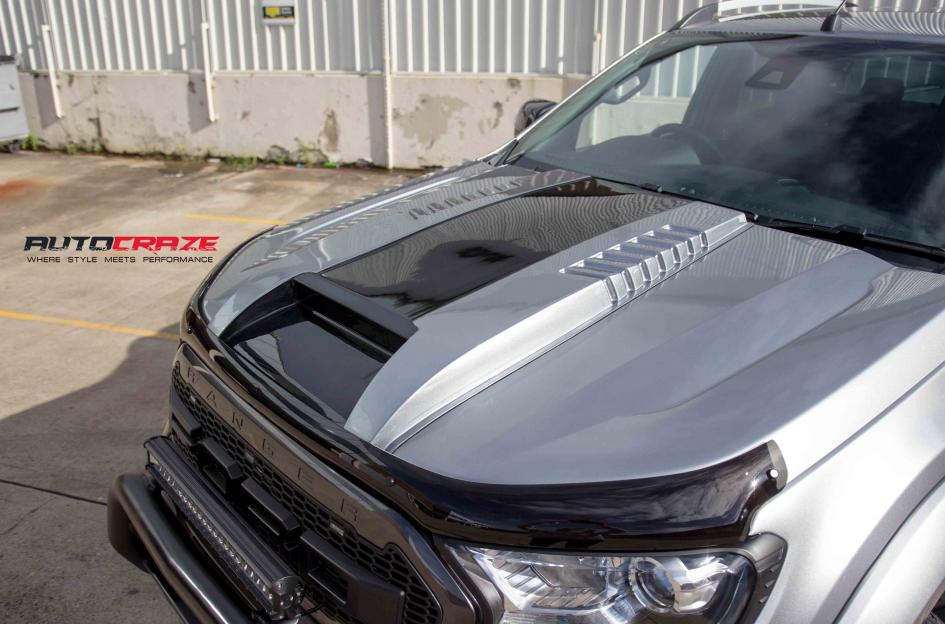 FORD-RANGER-ZEUS-09-GLOSS-BLACK-MILLED-ACCENTS