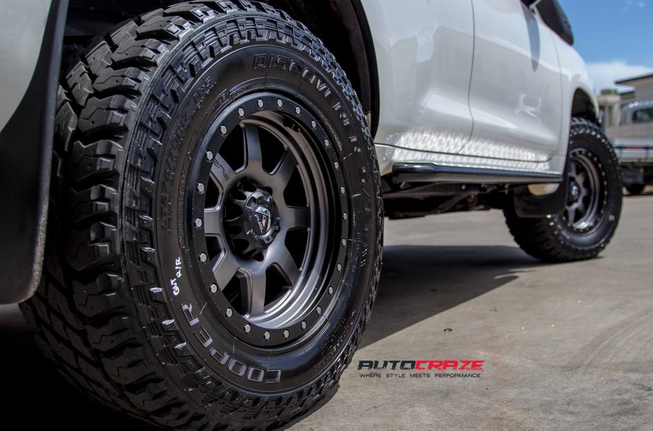 TOYOTA-PRADO-TROPHY-MATTE-ANTHRACITE-WITH-BLACK-RING