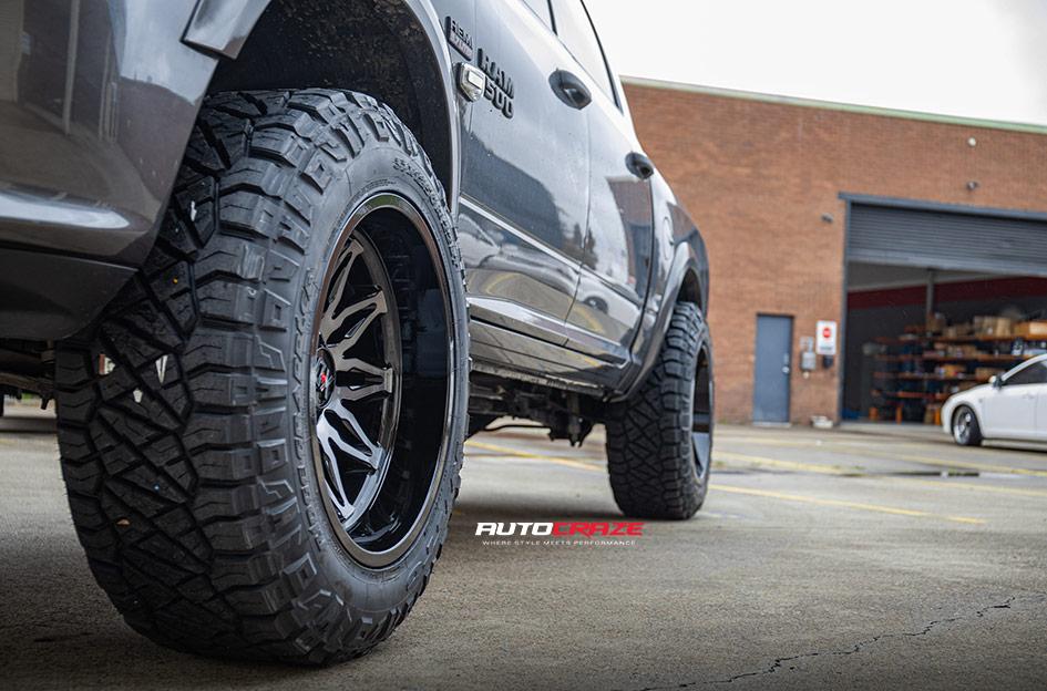 DODGE-RAM-XD859-GUNNER-GLOSS-BLACK-MACHINED-GREY-TINT