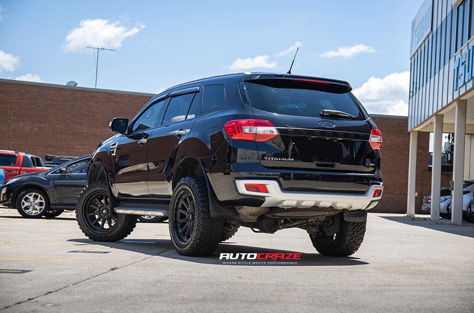FORD EVEREST TORQUE MATTE BLACK