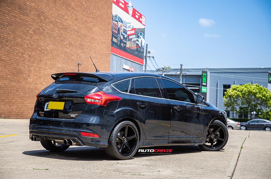 FORD FOCUS  5 STUD  IFG 8 FLAT BLACK
