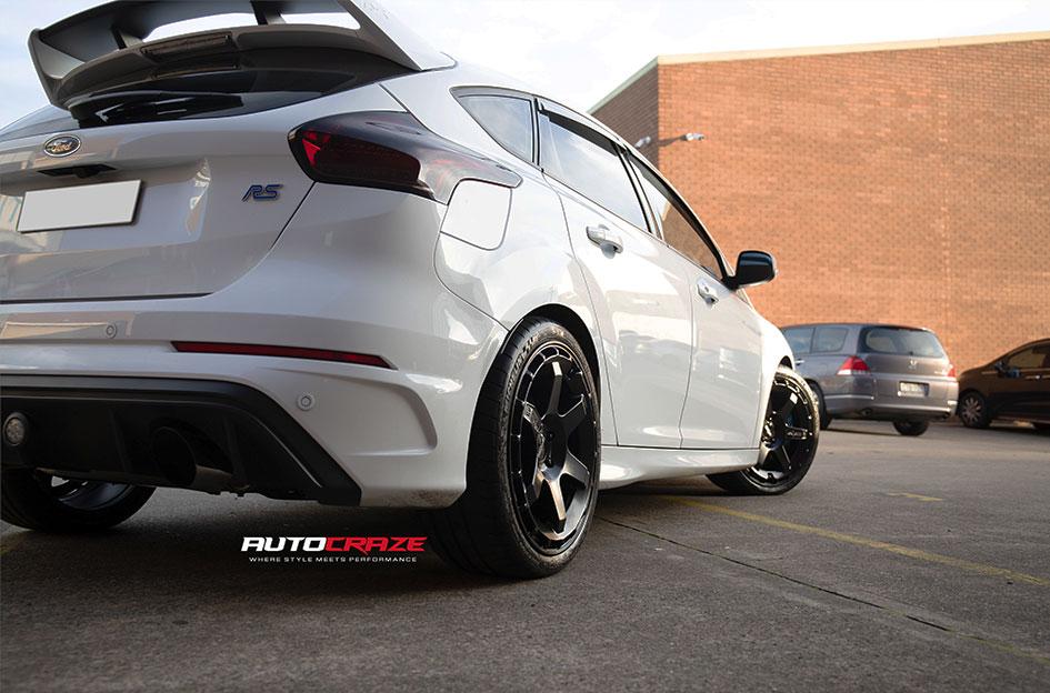 FORD FOCUS  5 STUD  KB1 MATTE BLACK
