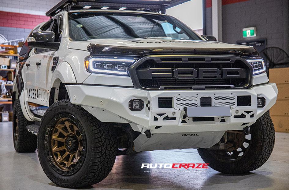 FORD RANGER COVERT BRONZE BLACK LIP