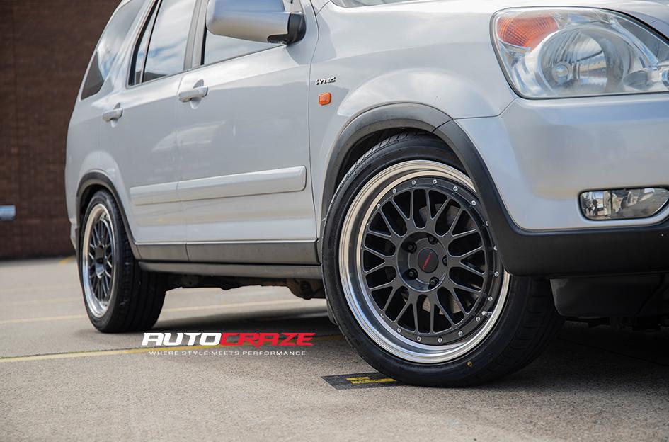 HONDA-CRV-ZR5--GUN-METAL-POLISHED-LIP