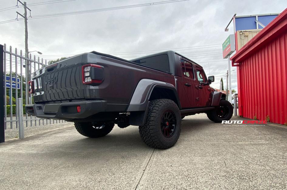 JEEP GLADIATOR VICTIM MATTE BLACK