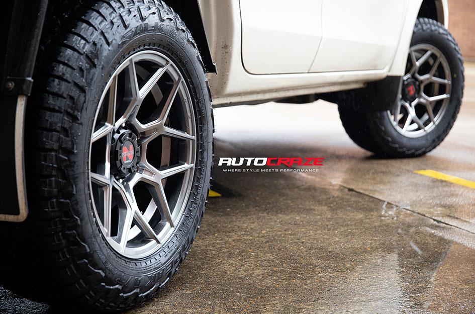 MITSUBISHI TRITON SABBATH HYPERBLACK