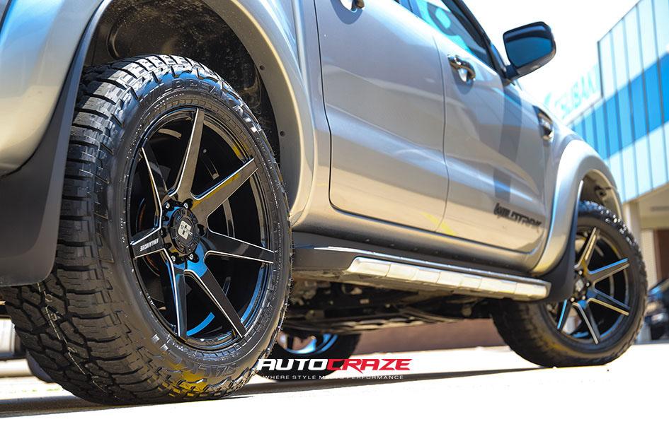 FORD RANGER AVALANCHE MATTE BLACK FRONT MILLED