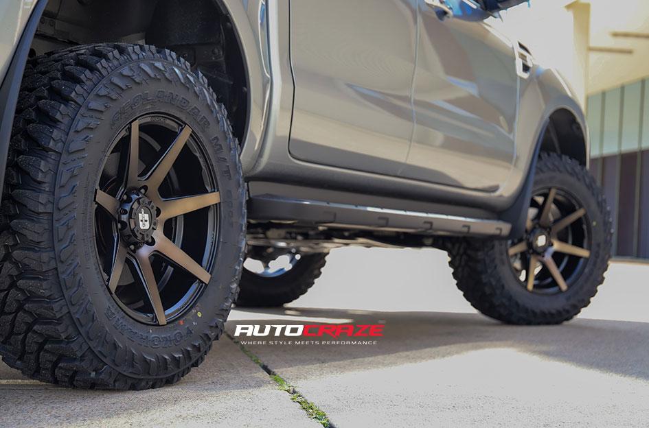 FORD RANGER AVALANCHE MACHINED FACE MATTE BLACK DARK TINT