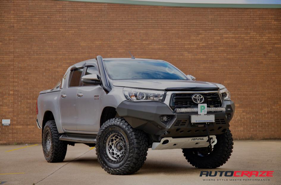 TOYOTA HILUX N80 4WD UNIT MATTE ANTHRACITE BLACK RING